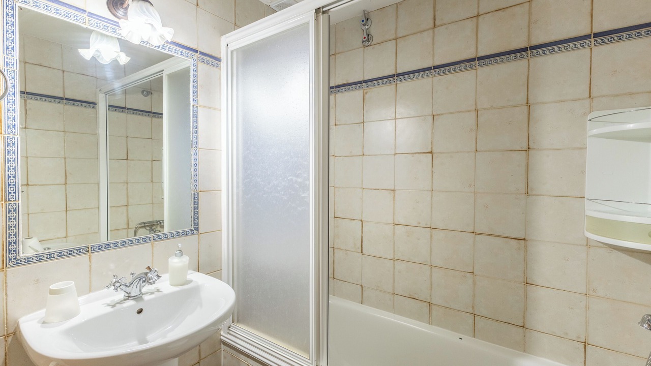Photo of Bathroom in La Serna del Monte