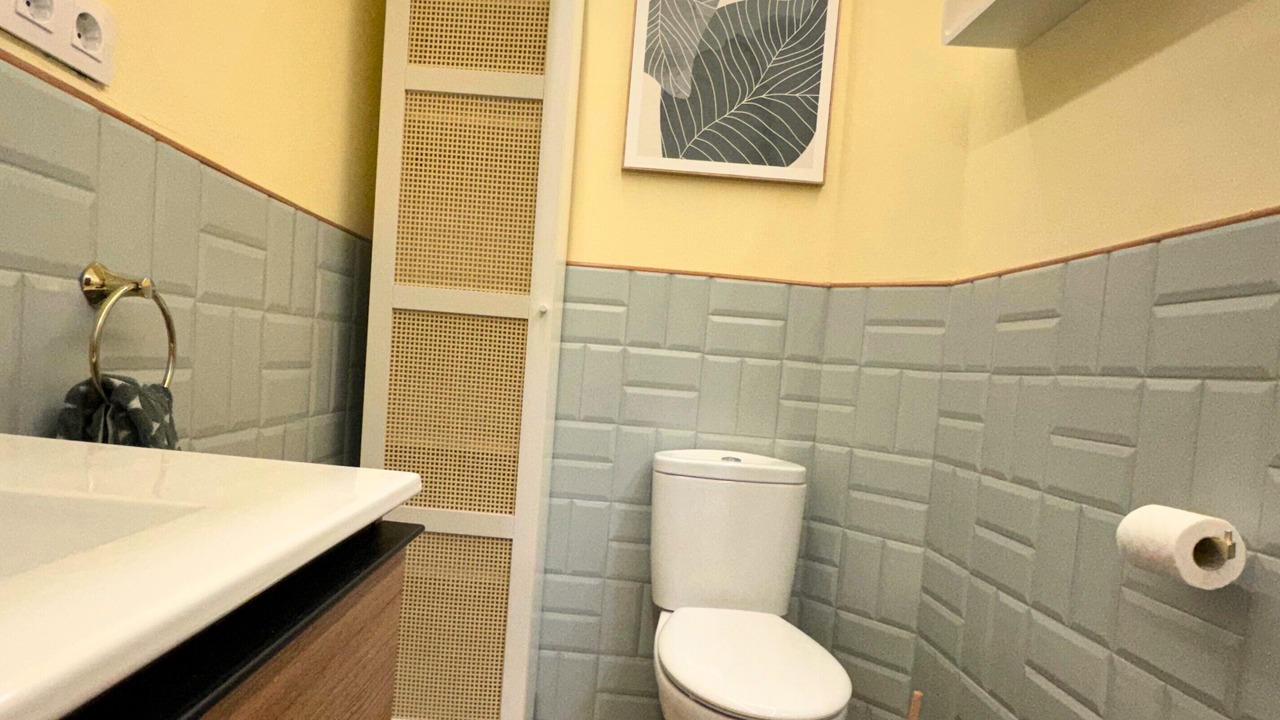 Photo of Bathroom in Trinitat