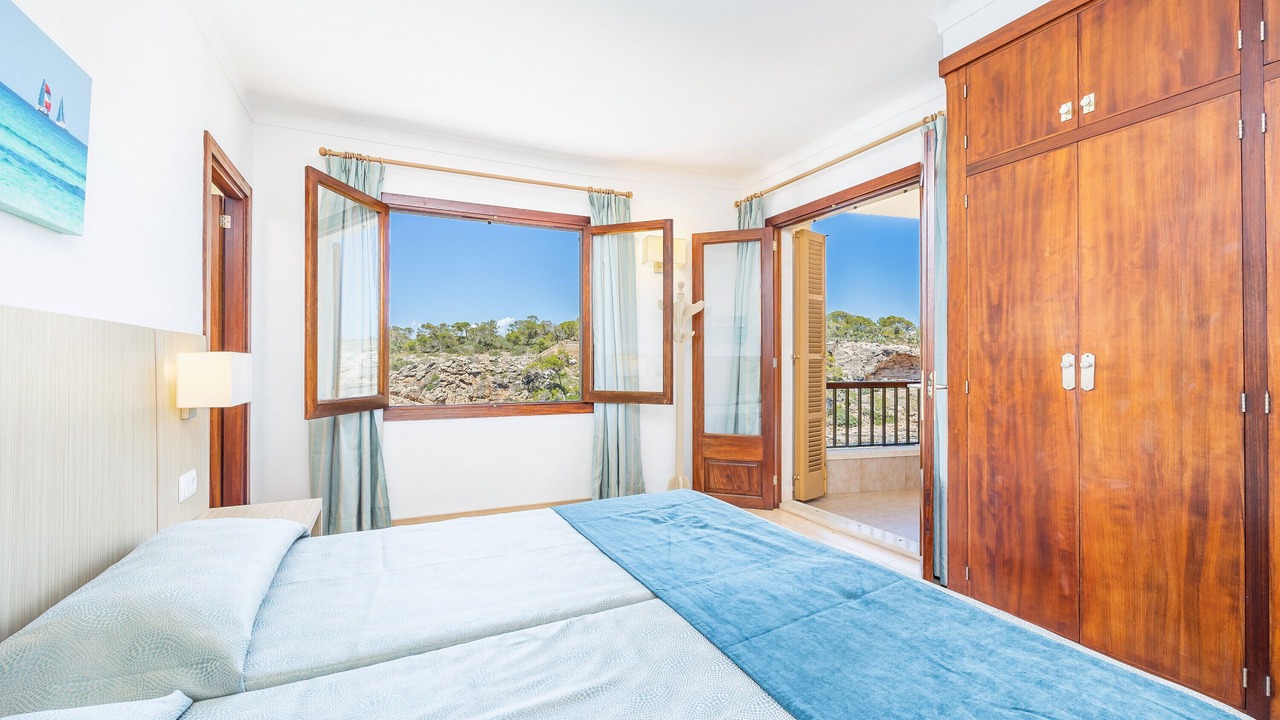 Photo of Bedroom in Cala Figuera