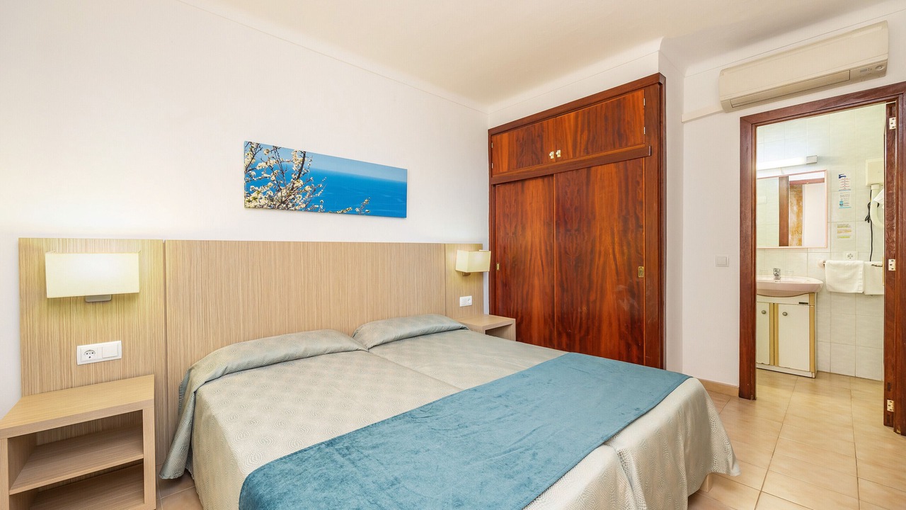 Photo of Bedroom in Cala Figuera