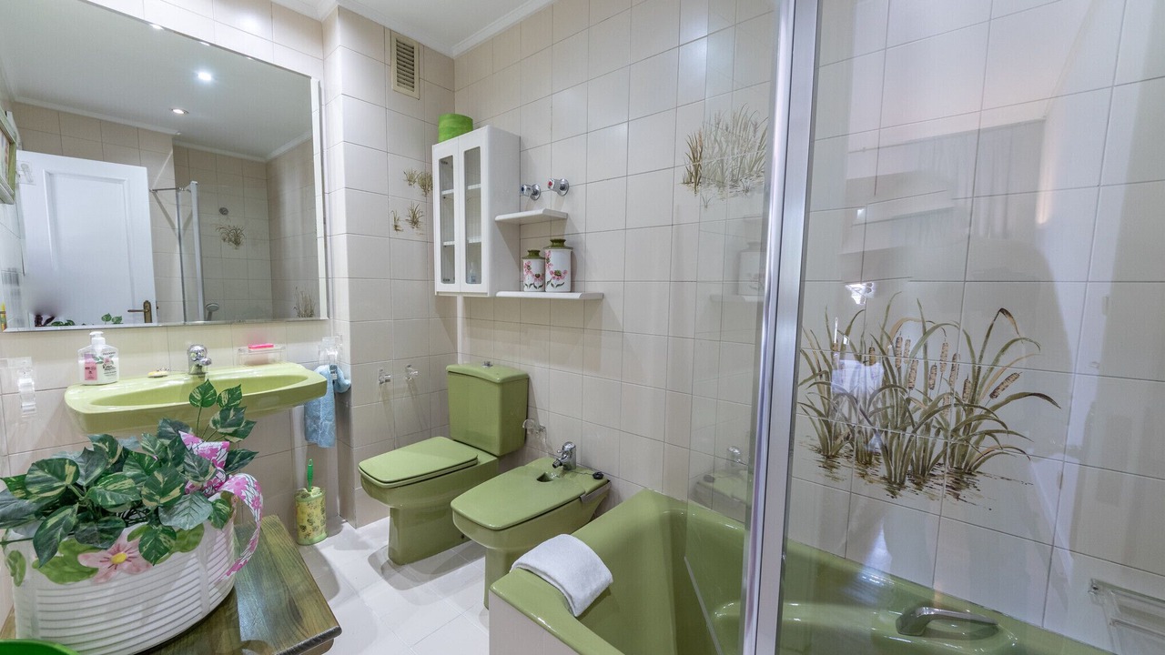 Photo of Bathroom in Abando