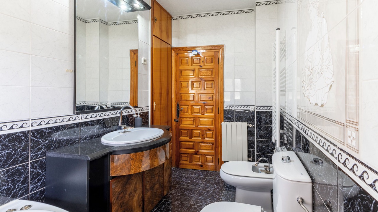 Photo of Bathroom in Pelayos de la Presa