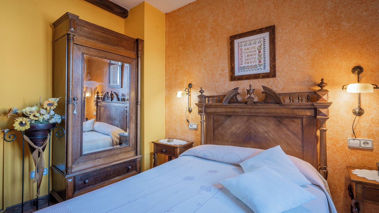 Photo of Bedroom in Hontoria del Pinar