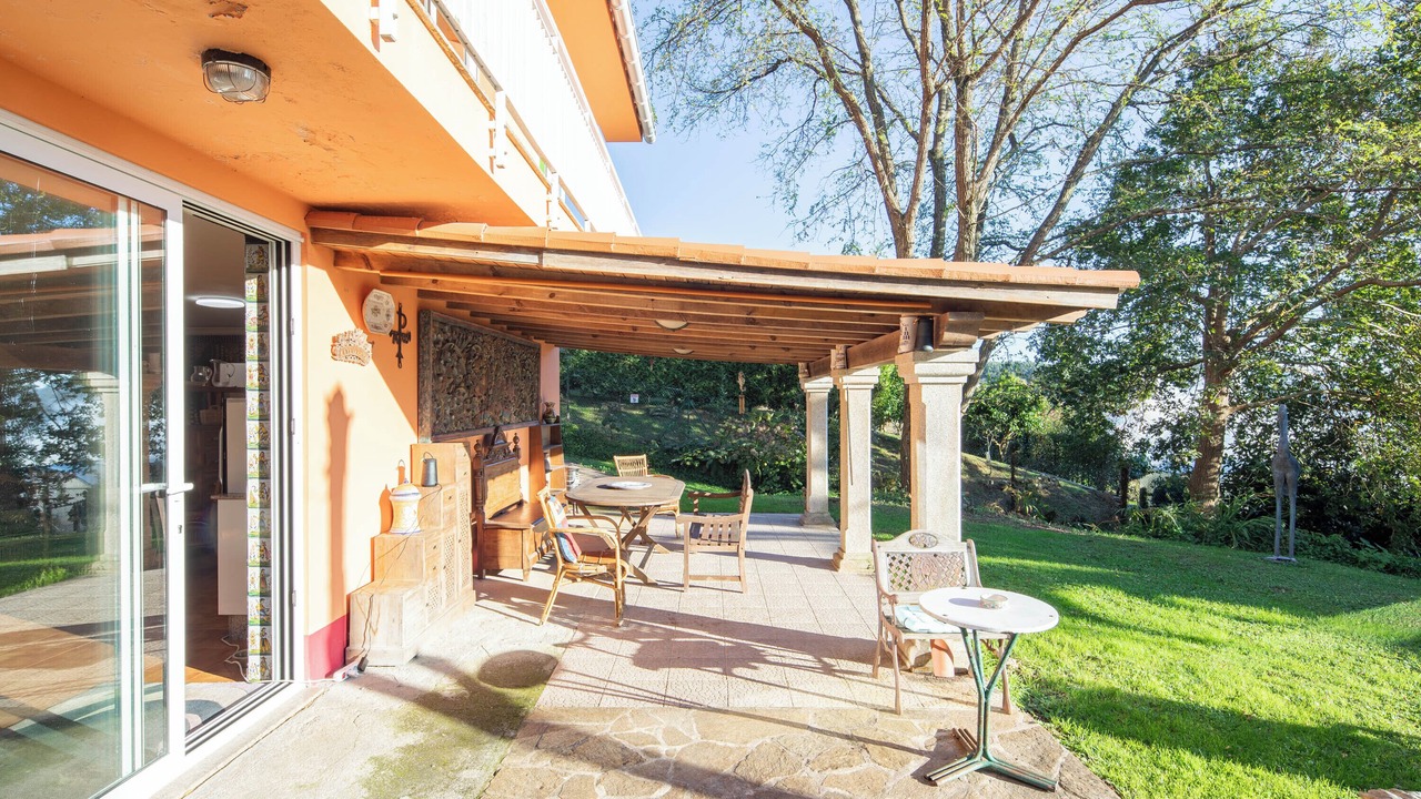 Photo of Outdoor in Callobre