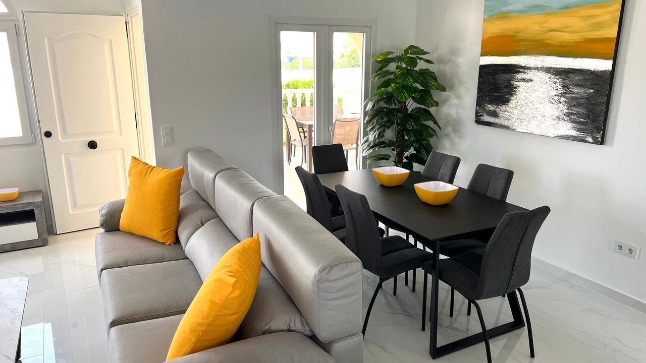 Photo of Livingroom in El Chaparral