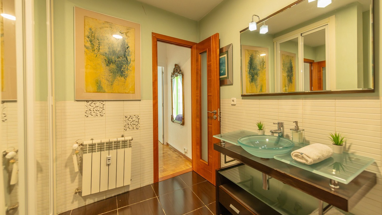 Photo of Bathroom in Imperial