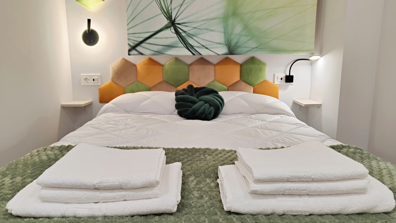 Photo of Bedroom in Oviedo City Centre
