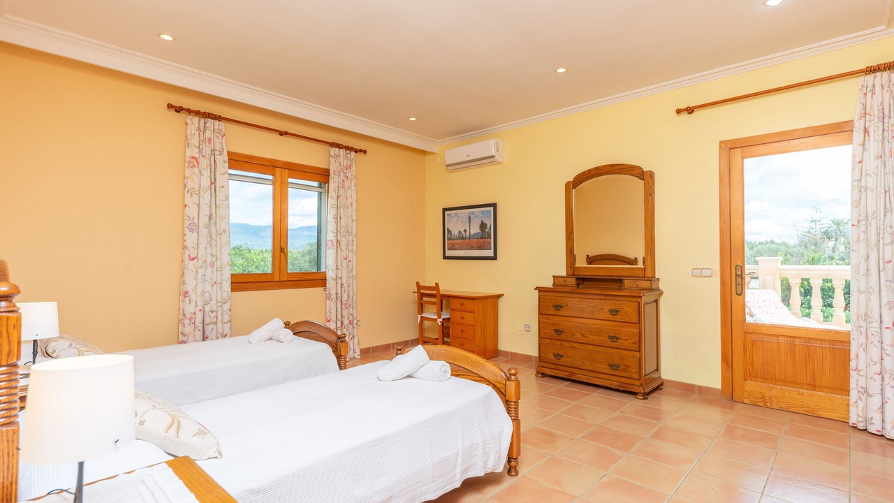 Photo of Bedroom in Es Garrovers