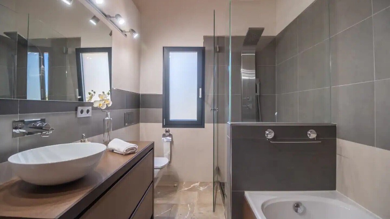 Photo of Bathroom in Crestatx