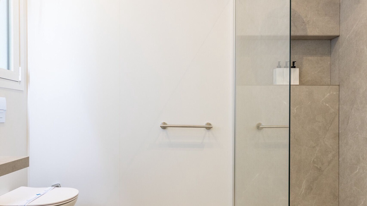 Photo of Bathroom in El Cabanyal