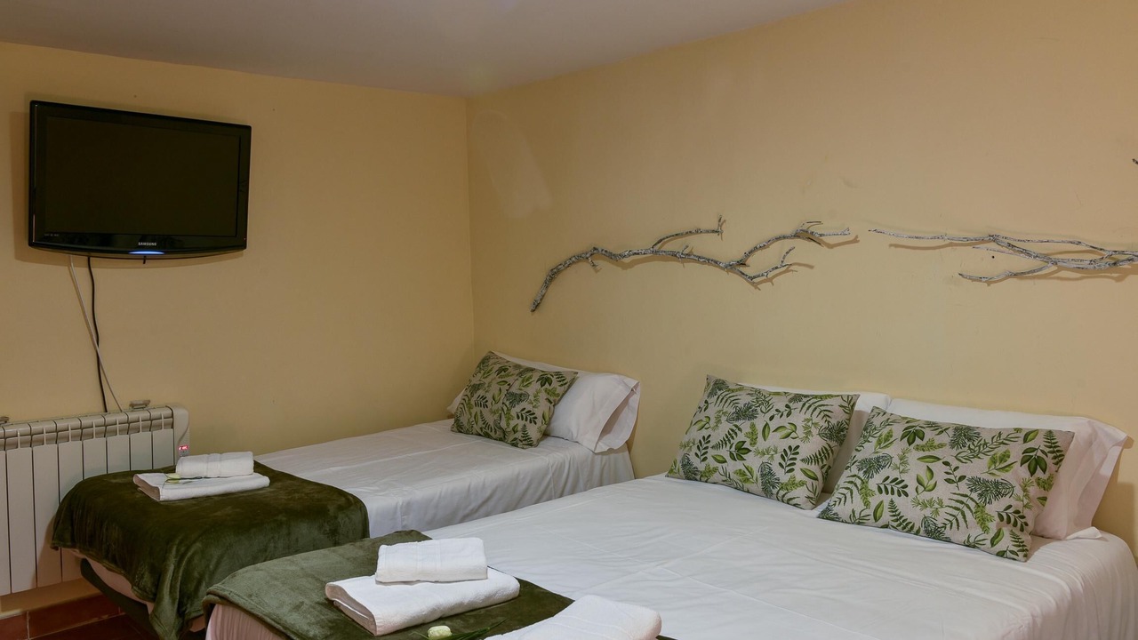 Photo of Bedroom in Los Angeles de San Rafael