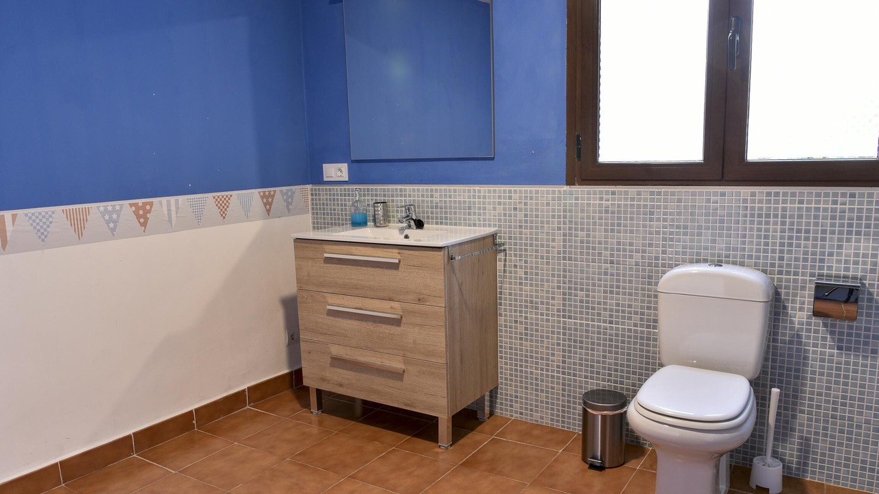 Photo of Bathroom in Los Angeles de San Rafael