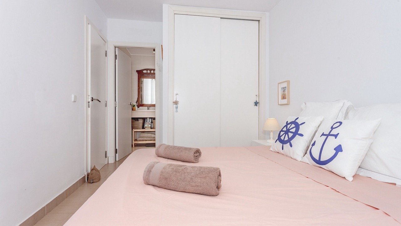 Photo of Bedroom in Coves Noves
