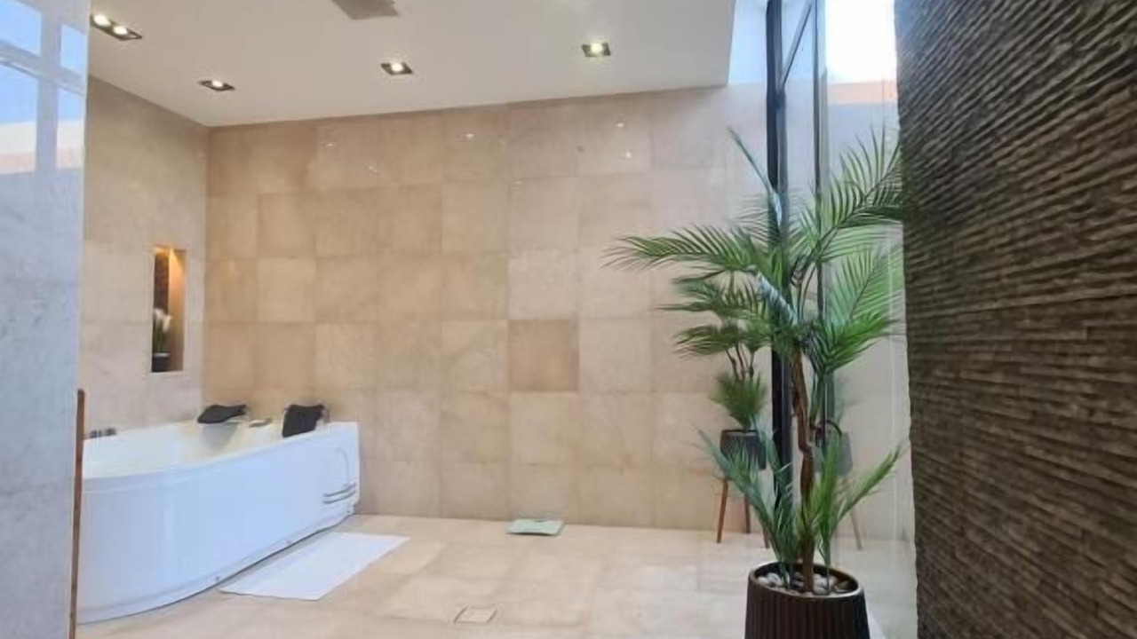 Photo of Bathroom in Dhahban