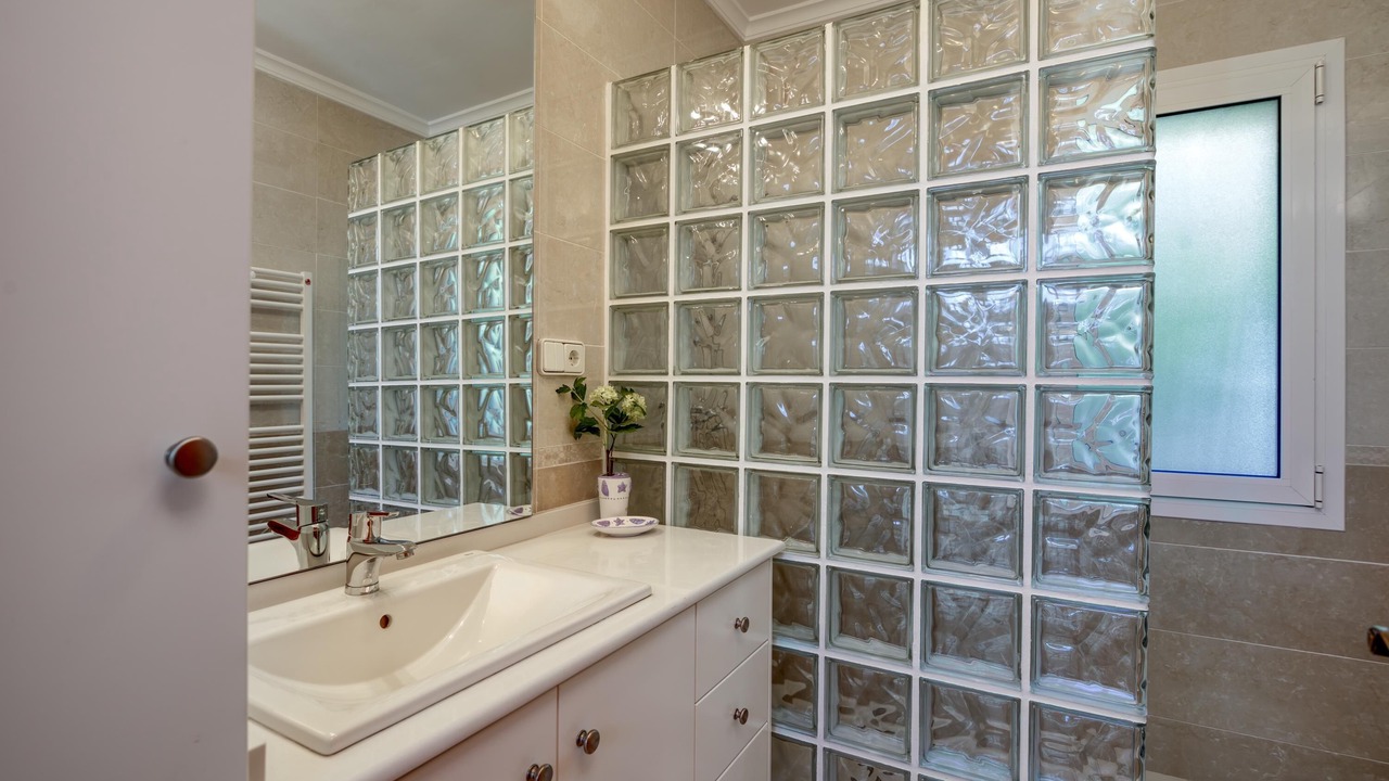 Photo of Bathroom in Pedreguer
