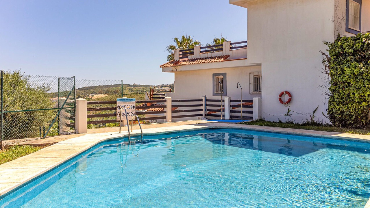 Photo of Outdoor in Alcorrin