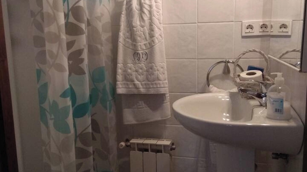 Photo of Bathroom in Bronchales
