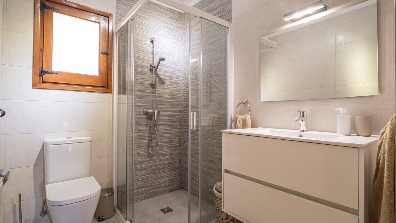 Photo of Bathroom in Alcalali