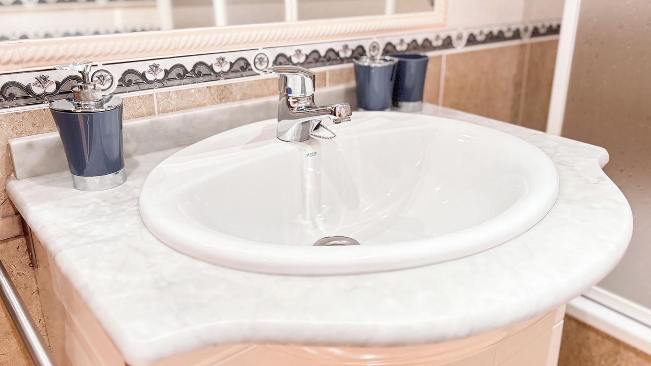 Photo of Bathroom in Raxo