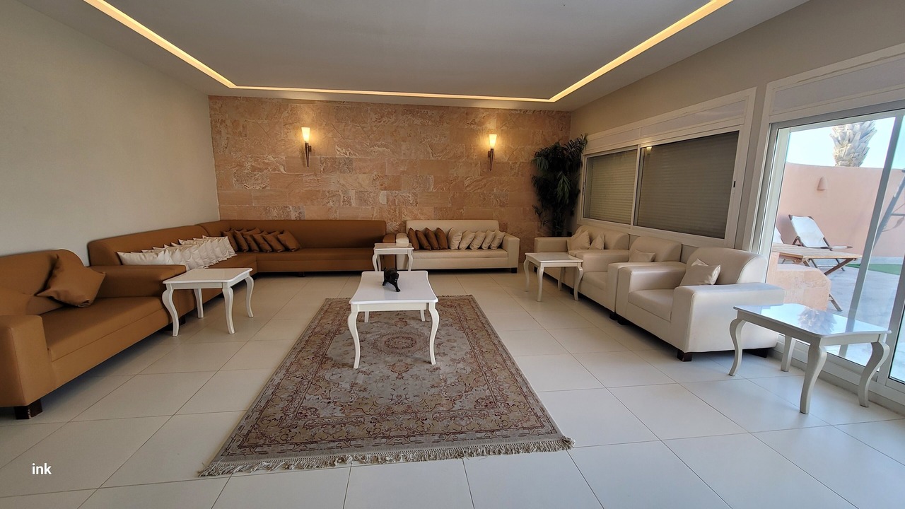 Photo of Livingroom in Durrat Al-Arous
