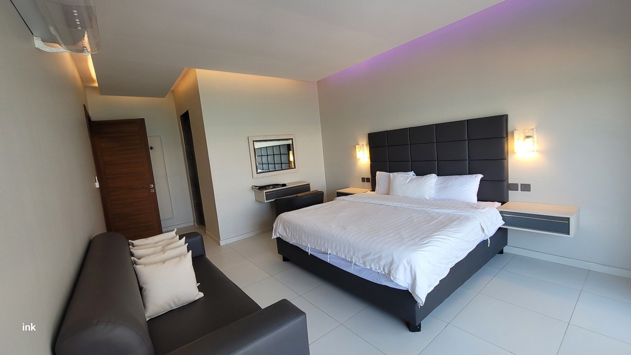 Photo of Bedroom in Durrat Al-Arous