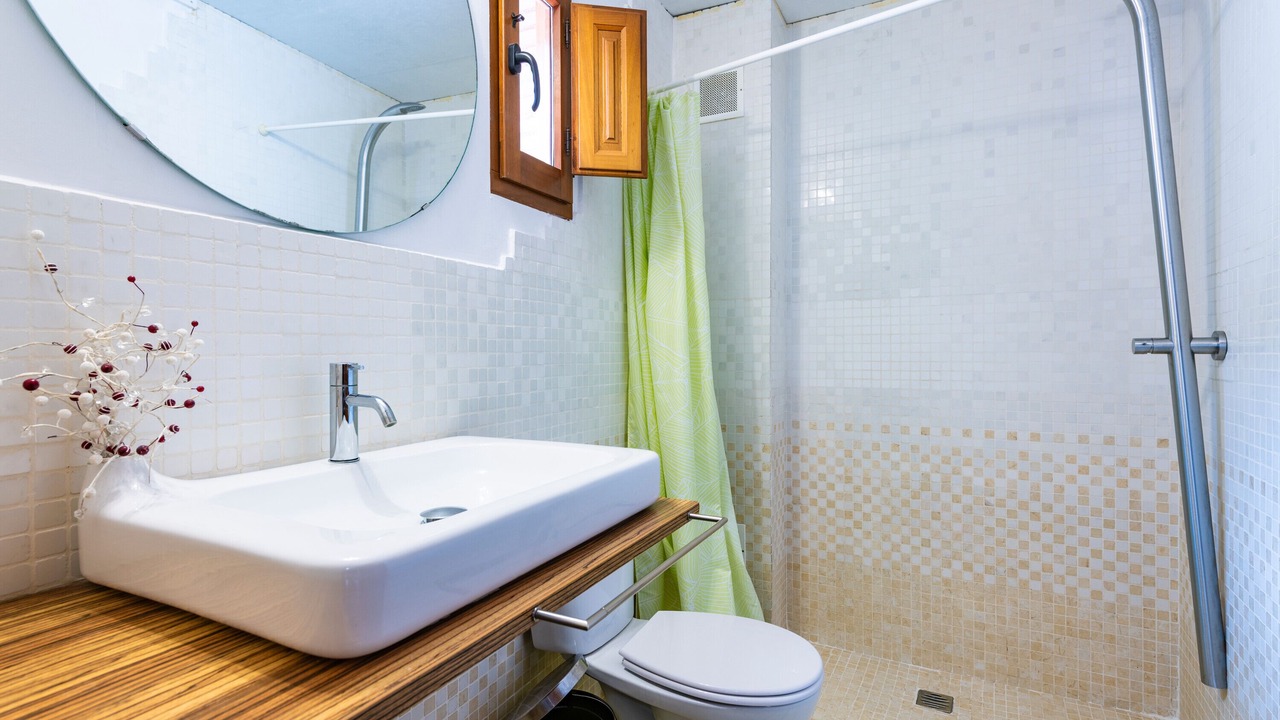 Photo of Bathroom in Algimia de Almonacid