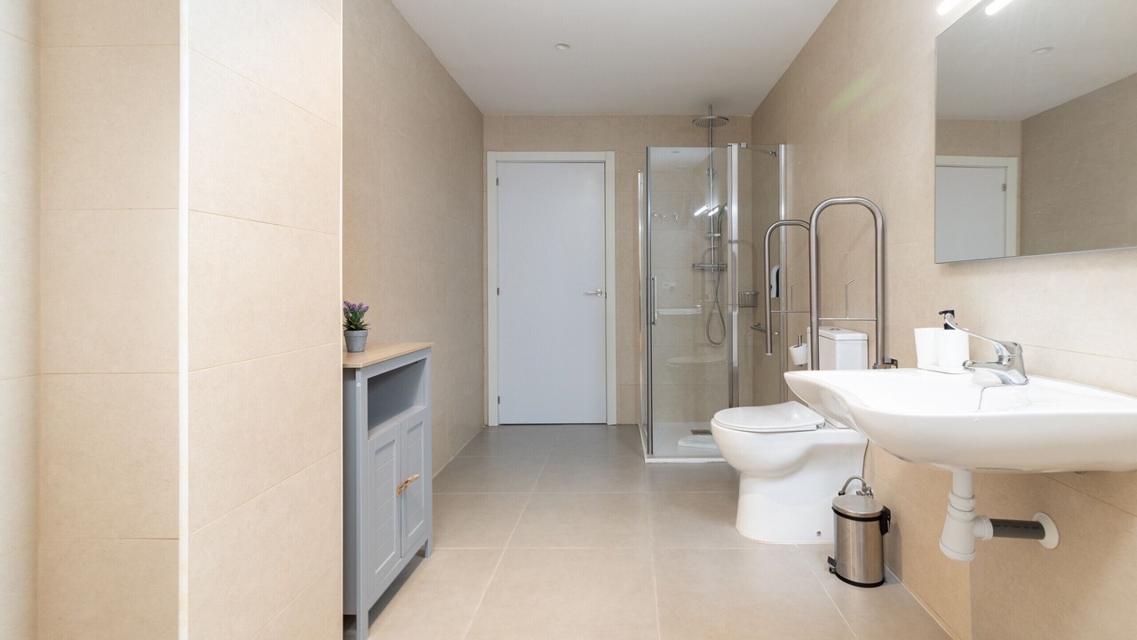 Photo of Bathroom in Patraix