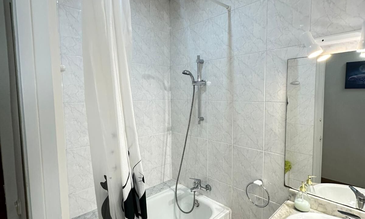 Photo of Bathroom in L'Antiga Esquerra de l'Eixample