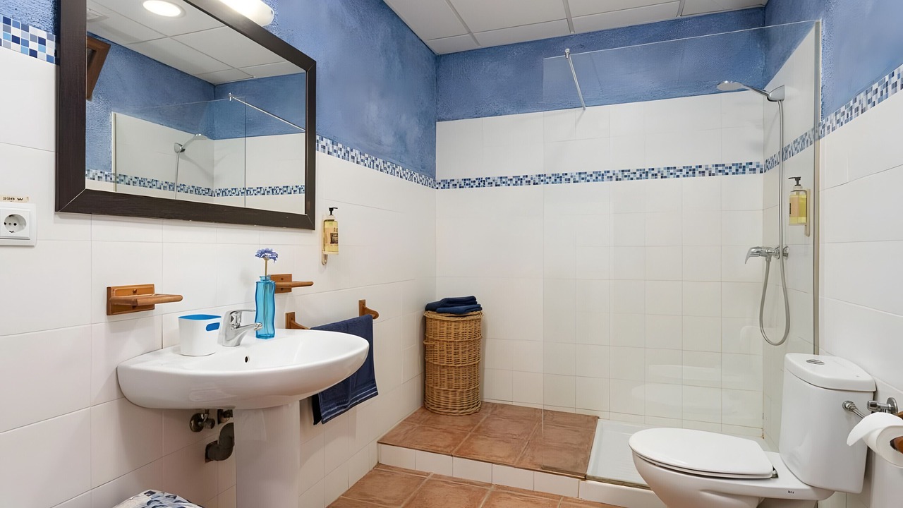 Photo of Bathroom in Rossell