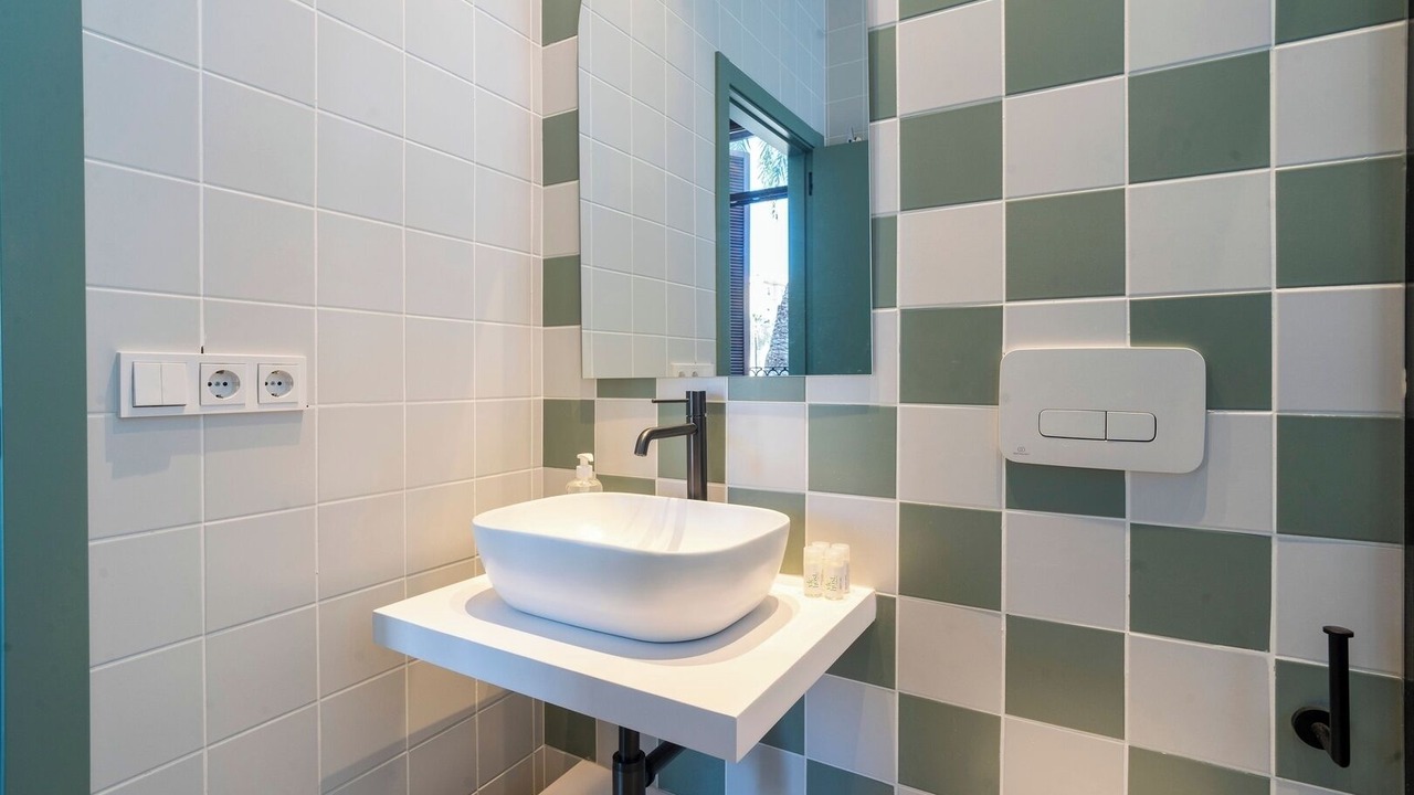 Photo of Bathroom in El Cabanyal