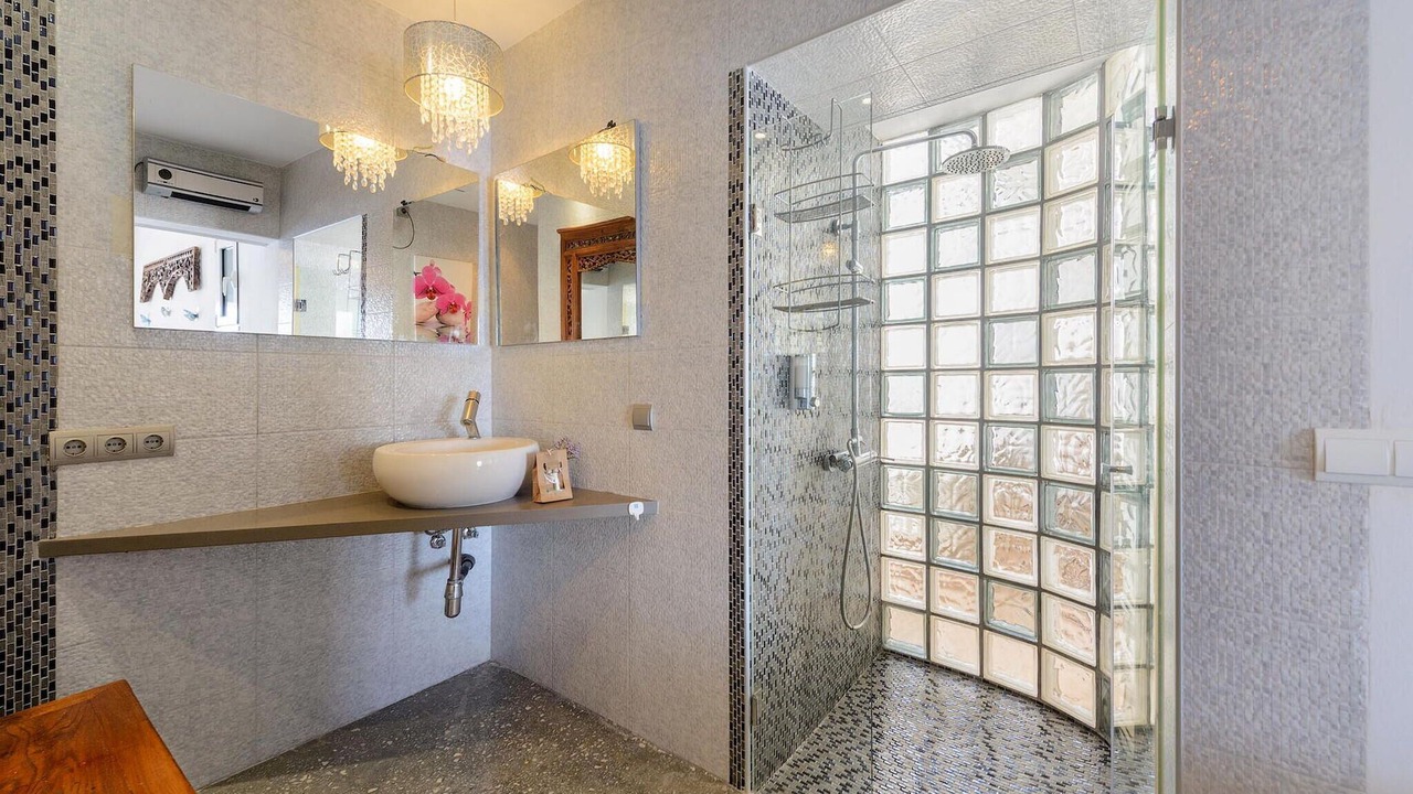 Photo of Bathroom in Ibiza Town