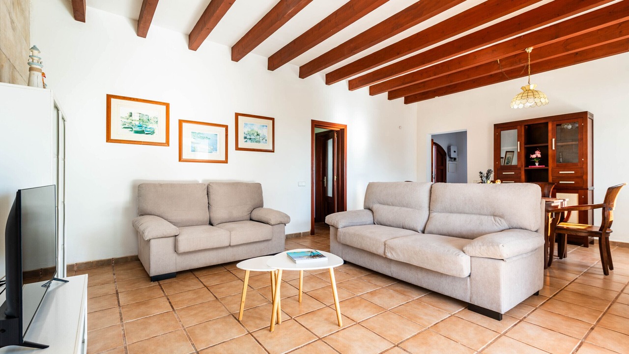 Photo of Livingroom in Binibequer Vell
