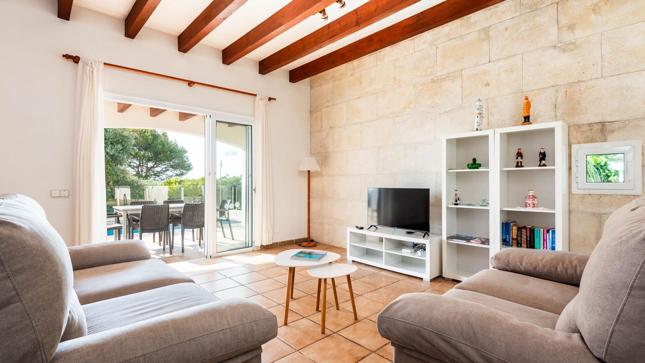 Photo of Livingroom in Binibequer Vell