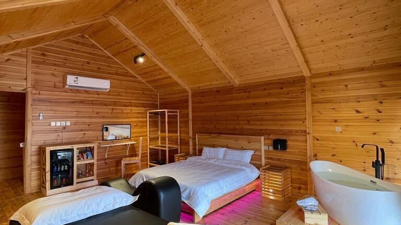 Photo of Bedroom in Dhahban