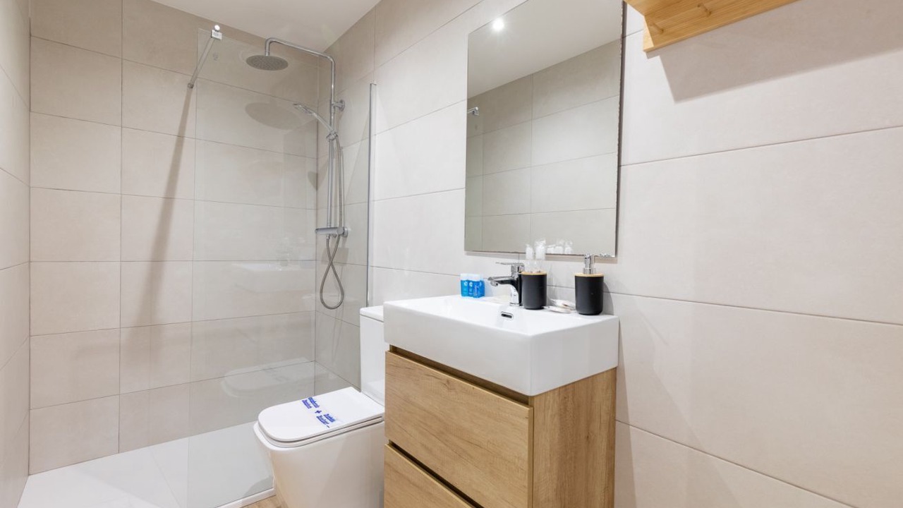 Photo of Bathroom in Montolivet