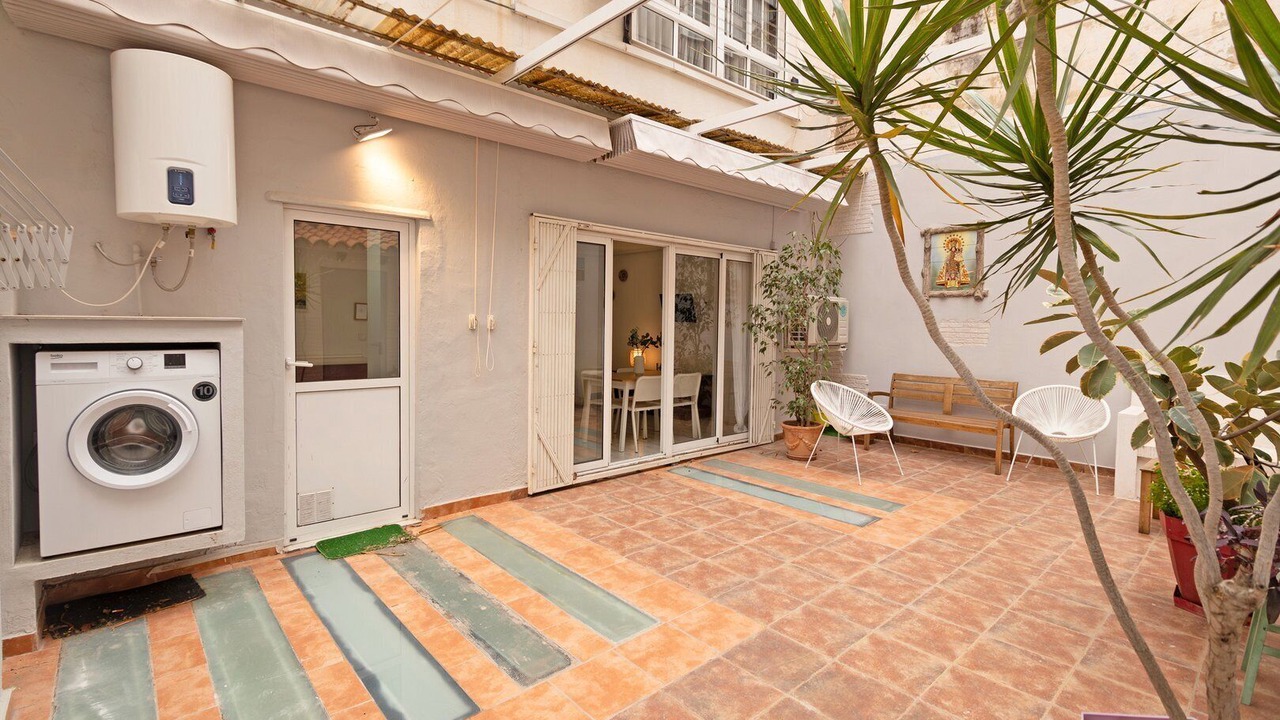 Photo of Patio Balcony in El Botanic