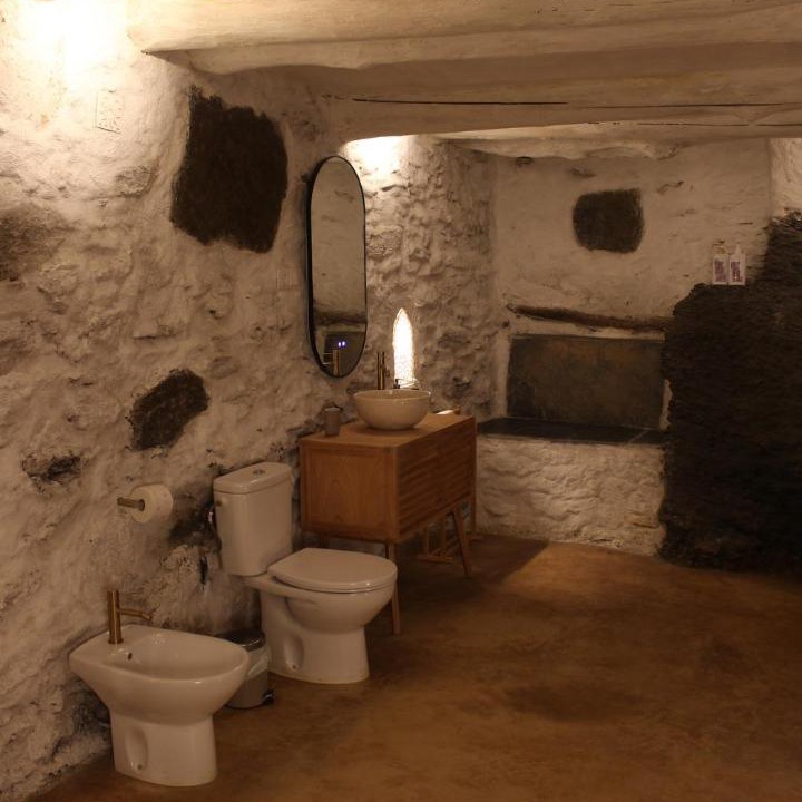 Photo of Bathroom in Atalbeitar