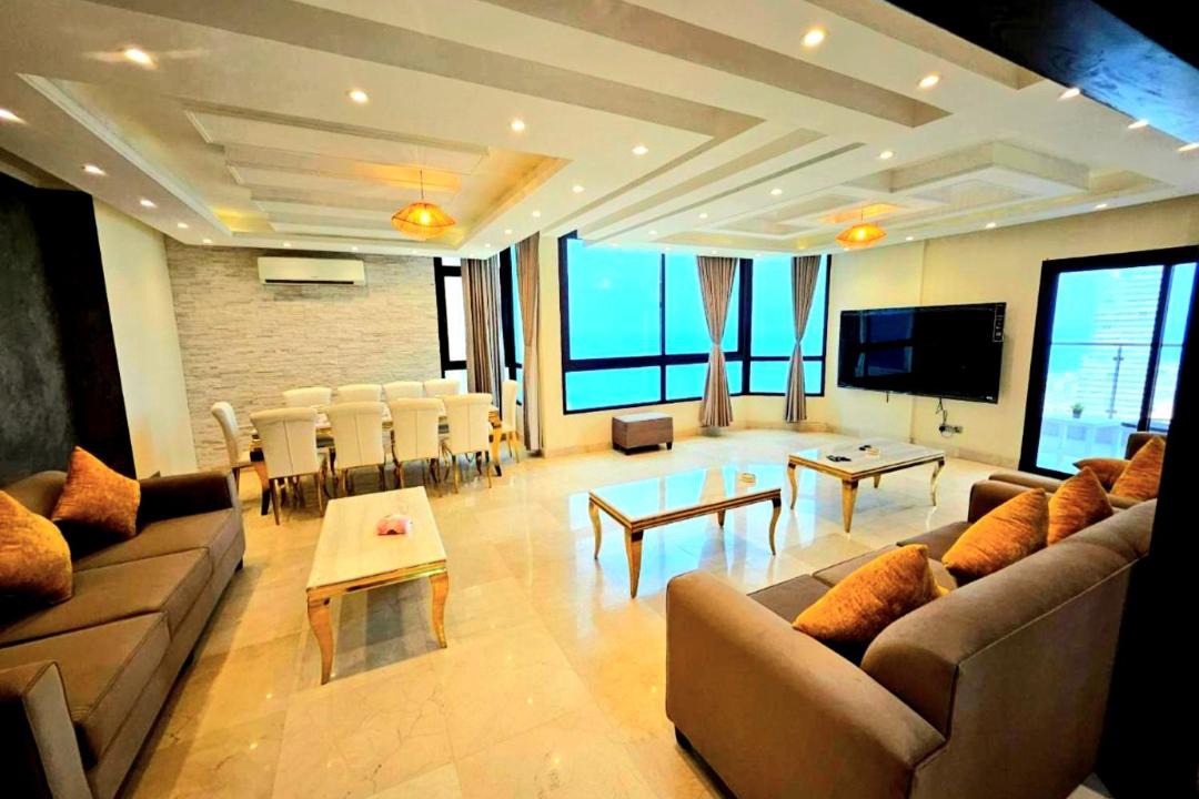 Photo of Livingroom in Ash Shati