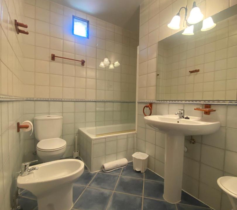 Photo of Bathroom in Mahide