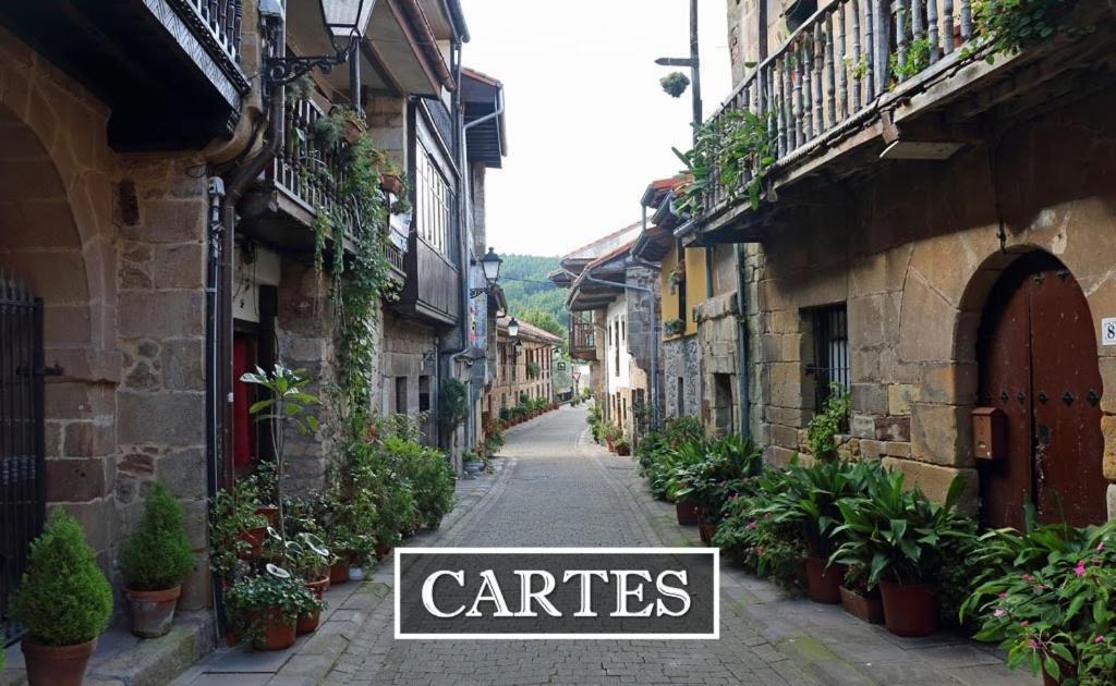 Photo of Others in Cartes