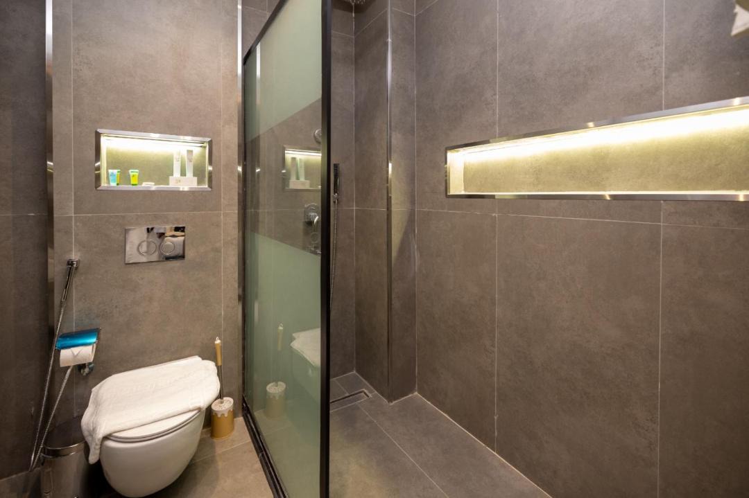 Photo of Bathroom in Al-Hamra'a