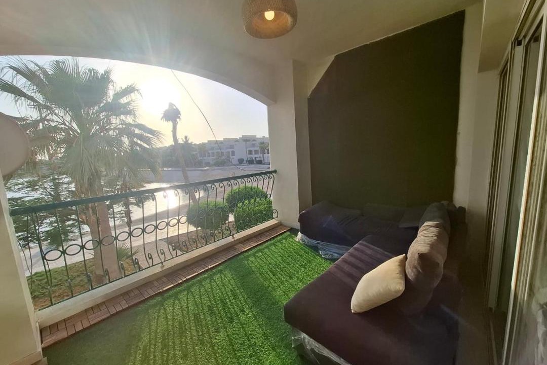 Photo of Patio Balcony in Durrat Al-Arous