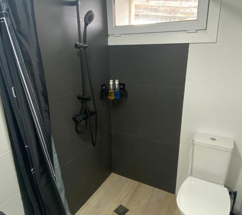 Photo of Bathroom in Medin