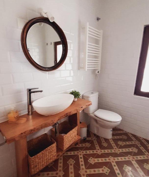 Photo of Bathroom in Narrillos de San Leonardo