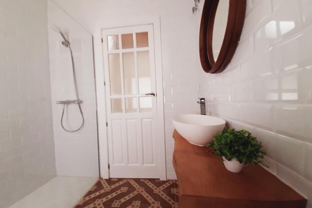 Photo of Bathroom in Narrillos de San Leonardo
