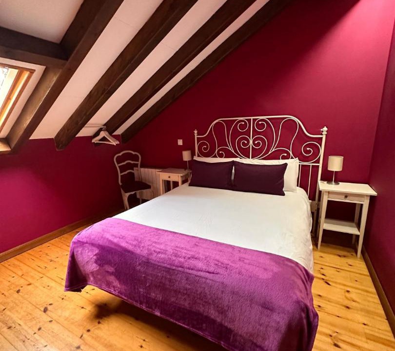 Photo of Bedroom in Santillana del Mar