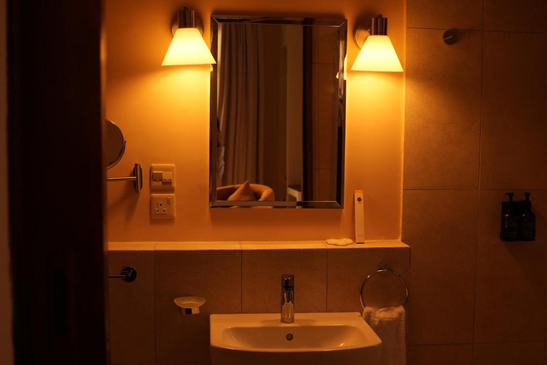 Photo of Bathroom in Western Province