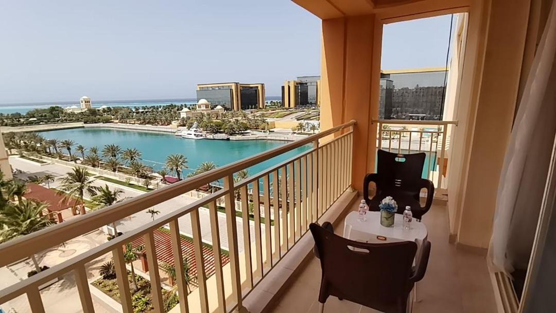 Photo of Patio Balcony in Bay La Sun