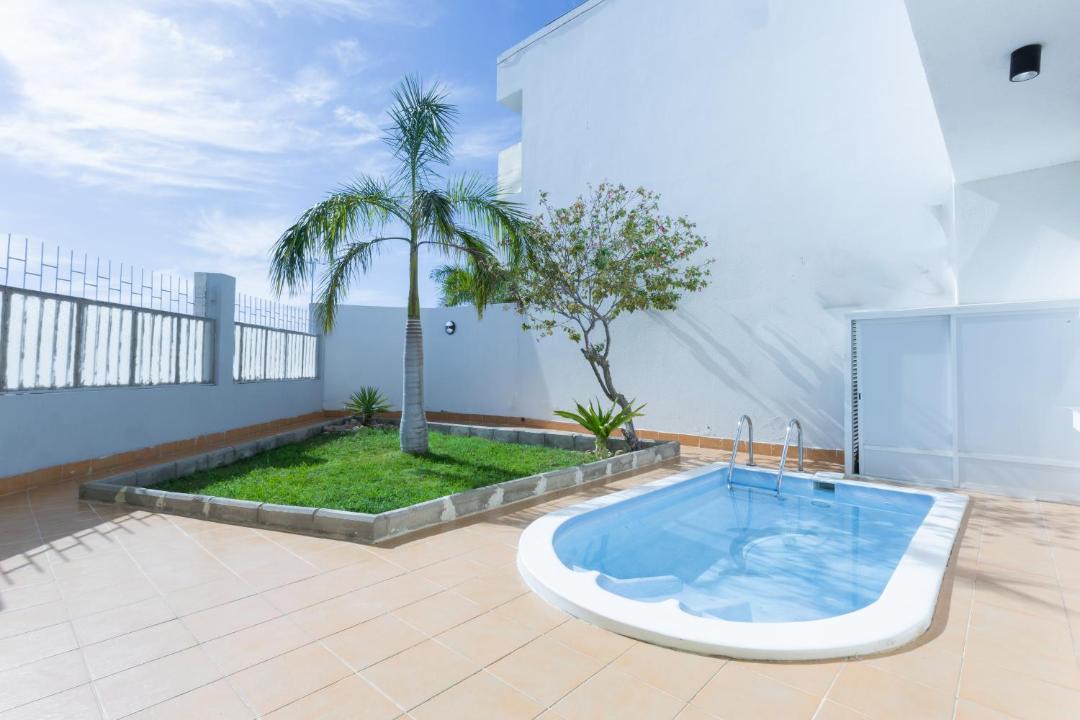 Photo of Patio Balcony in Ar Rayis