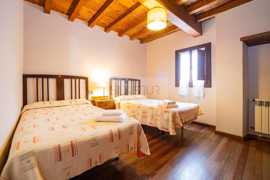 Photo of Bedroom in Luerces